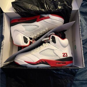 Retro fire red 5
